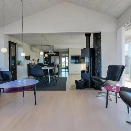 Minza - 250m From The Sea In Nw Jutland By Interhome