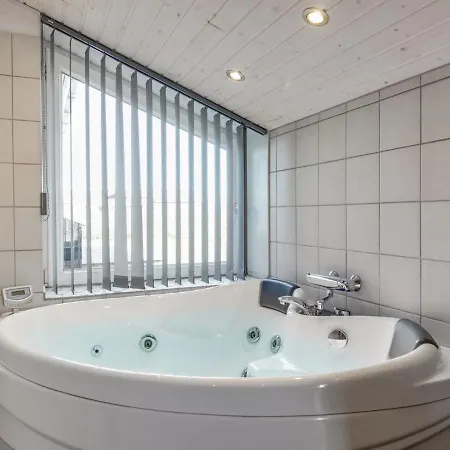 Minza - 250m From The Sea In Nw Jutland By Interhome Lokken